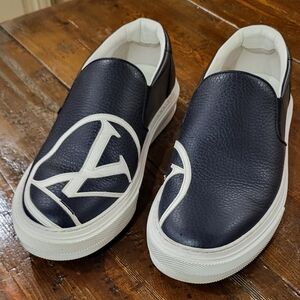 Mens Louis Vuitton slip on sneakers size 7